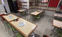 İnternetten Plastik Tabak Sipariş Etti Gelenlere Şaşırdı