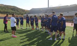 Demirspor ilk provada 6-2 kaybetti