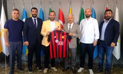 Eskişehirspor’dan ESOB Başkanı Karamanlı’ya Ziyaret