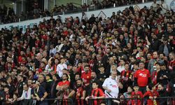 Hasret erken bitebilir