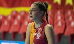 Milli Voleybolcu İlkin Aydın Müzik Etkinliğinde Sorulan Soruya Tepki Gösterdi