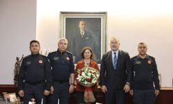 Eskişehir İtfaiyesi 99. kuruluş yıl dönümünde Başkan Ünlüce'yi ziyaret etti