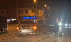 Gültepe Mahallesi'nde Kaza: 2 Kişi Yaralandı
