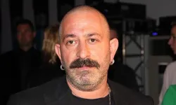 Cem Yılmaz Kalp Krizinin Ardından Esprili Paylaşımlarına Devam Ediyor