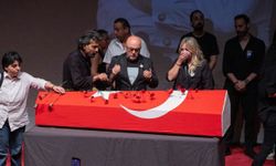 Usta Oyuncu Serhat Kılıç İçin Harbiye'de Tören Düzenlendi