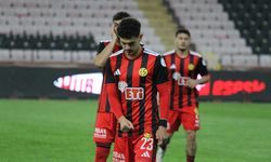 Es-Es 8 Maçta 10 Gol Yedi