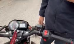 Eskişehirde Emekli Polisim Diye Motosikletliye Tepki Gösterdi