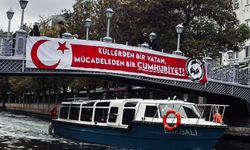 Altes’ten 103. Yıla Özel Pankart