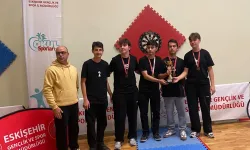 Genç Erkeklerde Dart Şampiyonu Belli Oldu
