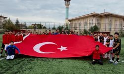 Cumhuriyet Coşkusu Es-Es Akademisi’nde