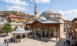 Eskişehir’in Tarihi Camileri ve Yapıları Rehberi