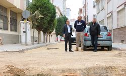 Tepebaşı’nda Üstyapı Atağı: Merkez Mahallelerde Yollar Ve Kaldırımlar Yenileniyor!
