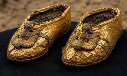 Kazakistan'da 1500 Yıllık Mezarda Altın Kaplama Ayakkabılar Bulundu