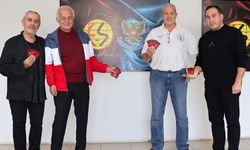 İskoç Taraftardan Es-Es’e Büyük Jest