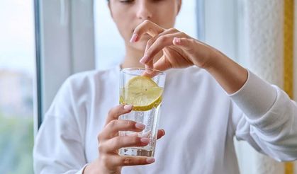 Limonlu Su ile Zayıflama Kürü ve Ballı Limon Çayı Tarifi