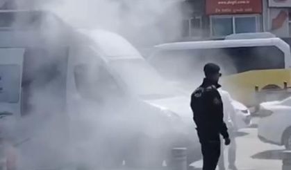 CHP seçim aracı alev alev yandı