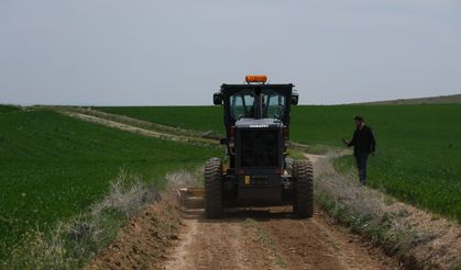 Sivrihisar’da Yol Çalışmaları Tüm Hızıyla Sürüyor