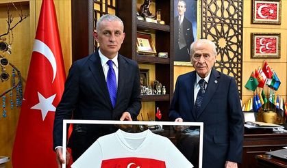 Bahçeli’den Hacıosmanoğlu’na "Tam Destek"!