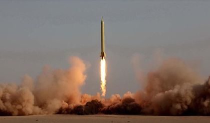 İran’dan Türkiye’ye Yönelen Balistik Füze Havada İmha Edildi!