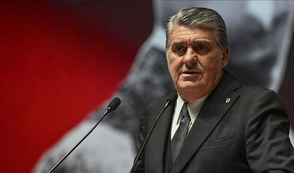 Osimhen Pozisyonu Bardağı Taşırdı: "Düdükten Sonra Vuruyor, Hakem Başını Dönüyor!"