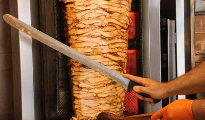 Okulda Zehirlenme Şüphesi: Kantinden Döner Yiyen Öğrenciler Hastanelik Oldu!