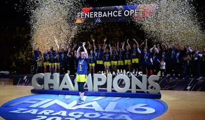 Avrupa'nın Kraliçesi Fenerbahçe Opet! Galatasaray'ı Devirip 3. Kez Şampiyon Oldular