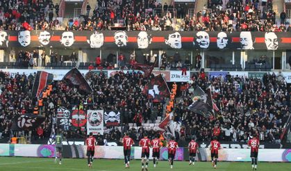 Eskişehirspor, Play-Off Öncesi Kadrosunu Belirledi