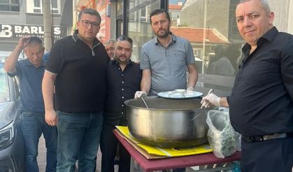 Eskişehir'deki Aşağı Piribeylilere Aşure İkramı