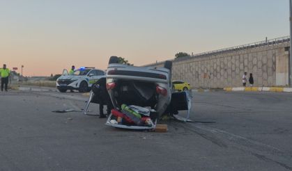 Refüje Çarpıp Takla Atan Otomobilin Sürücüsü Yaralandı