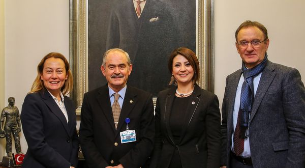 Türk Eğitim Vakfı'ndan Büyükerşen'e ziyaret