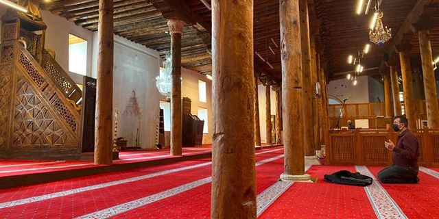Asırlardır onlarca nesli ağırlayan ‘Ulu Camii’