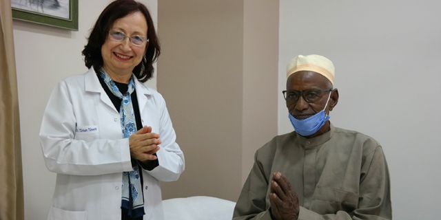 Afrikalı hasta şifayı Eskişehir’de buldu