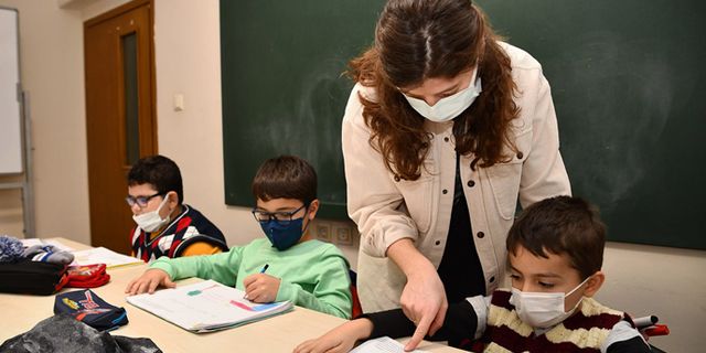 Çocuklar ‘Donguri’ ile matematik öğreniyor