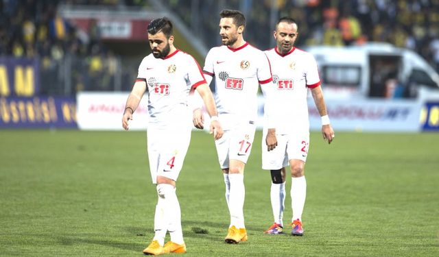 Başımız yine eğik 0-1