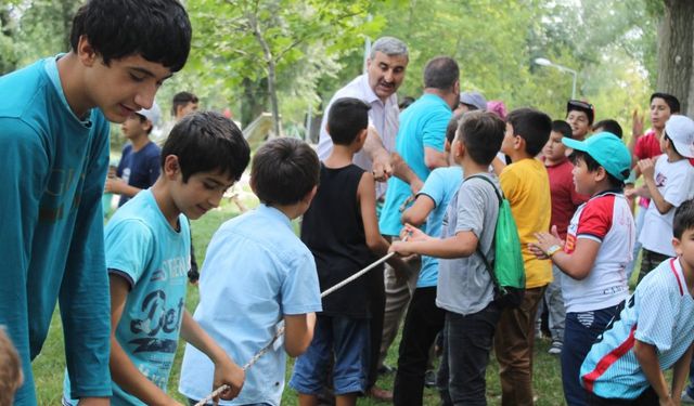 Öğrencilerin pikniği