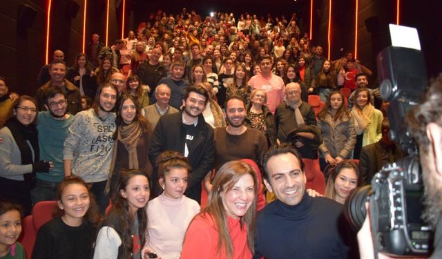 Acı Tatlı Ekşi filminin  galası Özdilek’te yapıldı