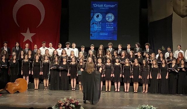 Güzel Sanatlar  Lisesinden konser