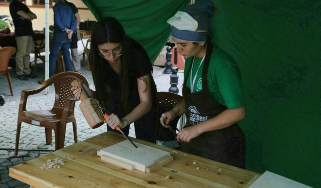 Ahşap Heykel Festivali  dolu dolu devam ediyor