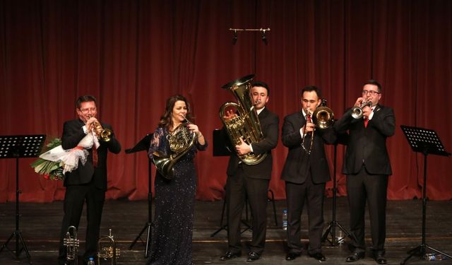 Golden Horn Brass izleyicisiyle buluştu