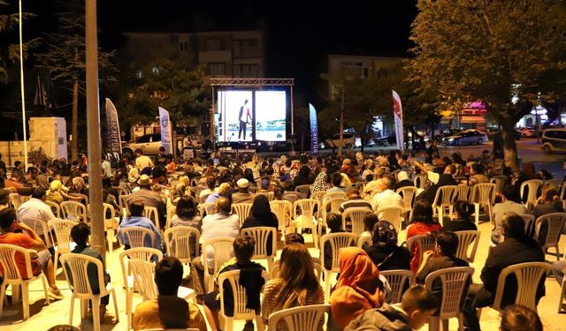 Açık hava sinema keyfi Çifteler’de