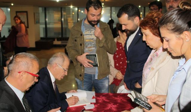 Vural’dan kitap imza  günü ve söyleşisi