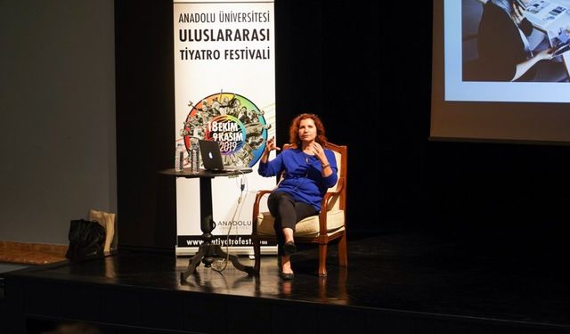 Festivalde ‘Belgesel  Tiyatro’ konuşuldu