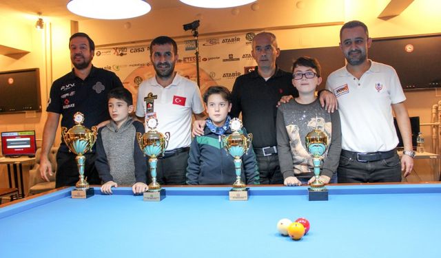 Bilardo’da 3 Band Şampiyonası yapıldı