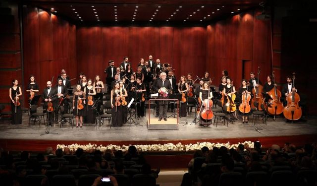 'Beethoven' gecesinde  salon yine doldu taştı