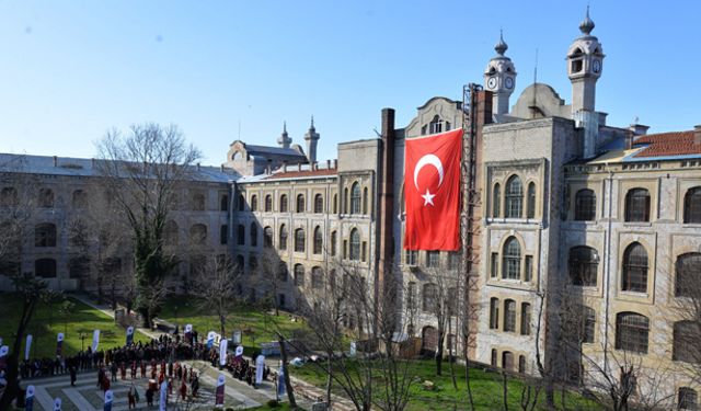 Sağlık Bilimleri Üniversitesi 270 Öğretim Üyesi alıyor