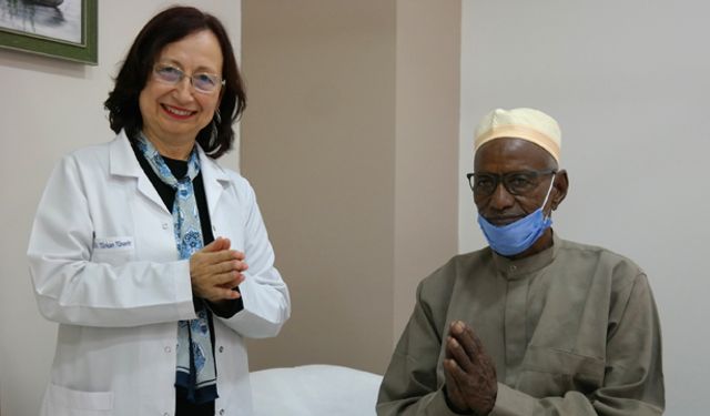 Afrikalı hasta şifayı Eskişehir’de buldu