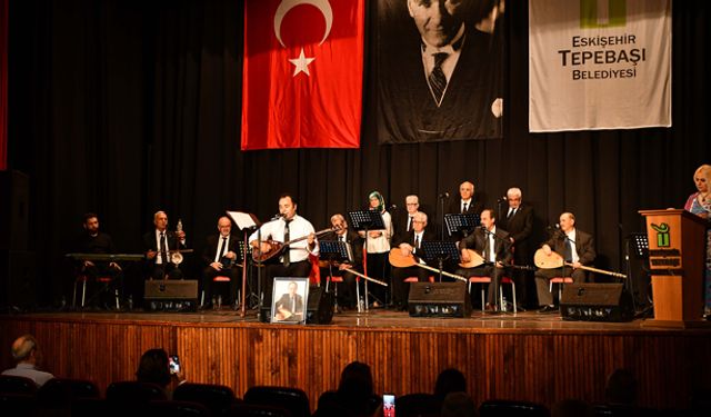 Deneyimliler Korosu özel bir konser verdi 