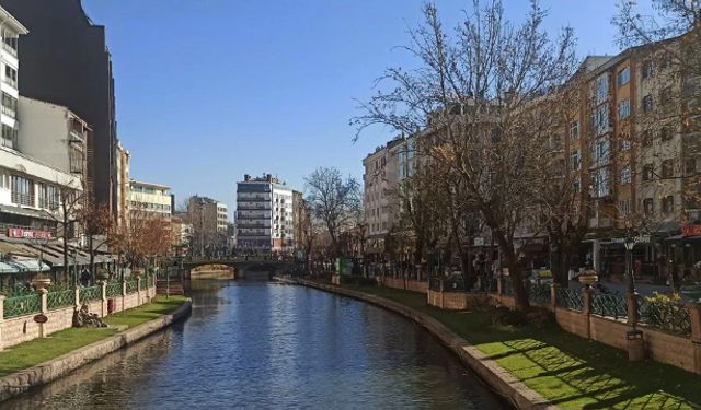 15 dereceye kadar yükselen sıcaklık halkı endişelendirdi