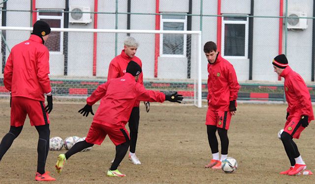 Es-Es Karacabey Belediyespor maçına hazır