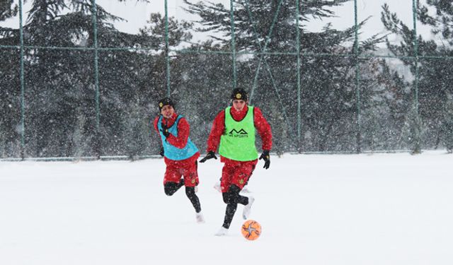 Lig’de çarşamba mesaisi